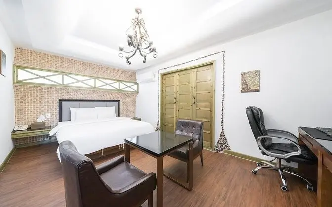 Oda (Superior (air purifier 65"")