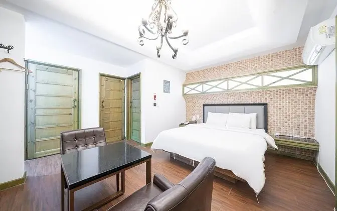 Oda (Superior (air purifier 65"")