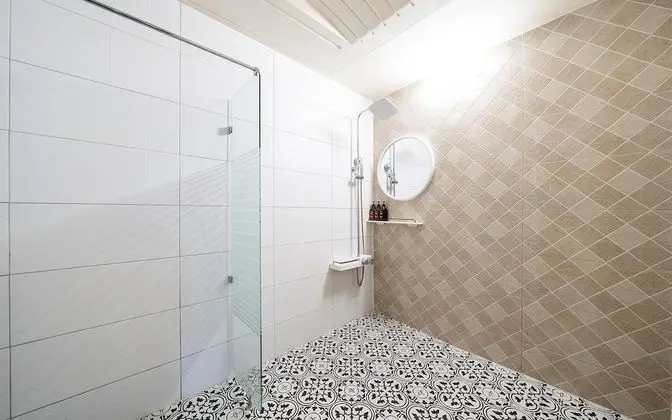 Oda (Superior (air purifier 65"")