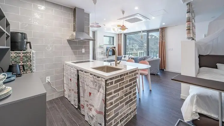Basic Oda, 4 Yatak Odası (Dokchepoolvilla(2~3floor,party room))