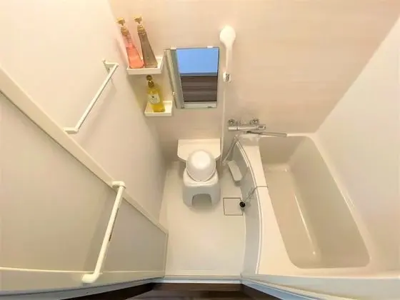 Tek Kişilik Oda, Sigara İçilmez (Bath Room & Toilet : Separate)
