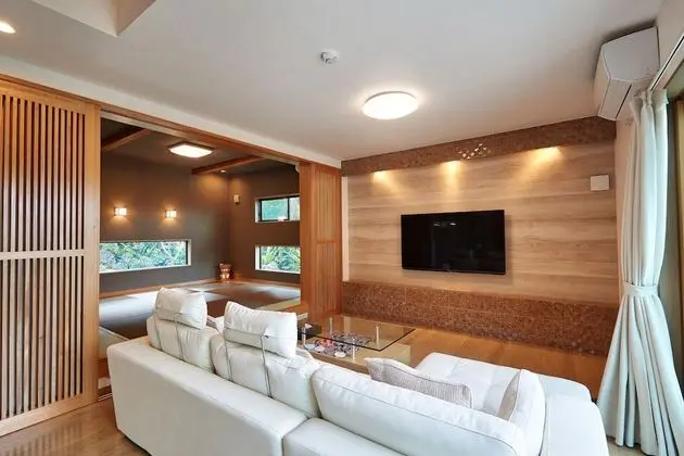 Deluxe Villa (for 8 Guests)