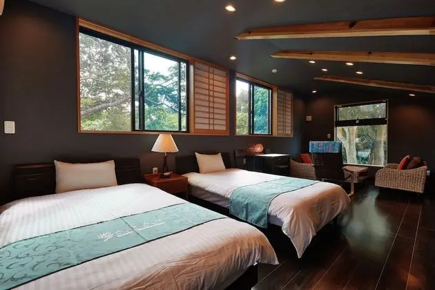 Deluxe Villa (for 8 Guests)