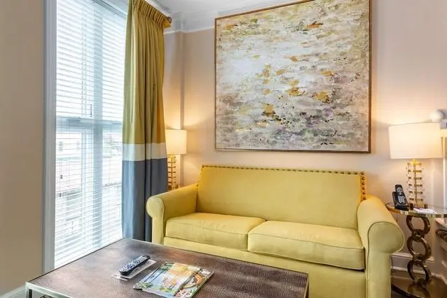 Süit, Sigara İçilmez (2 Double Beds)