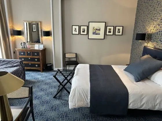 Deluxe Tek Büyük Yataklı Oda