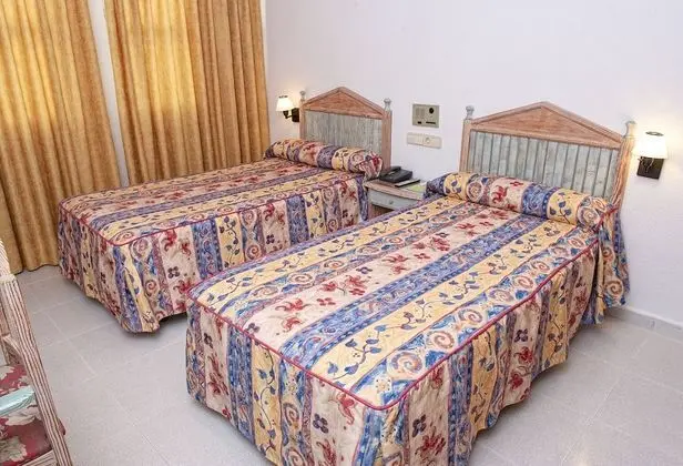 İki Ayrı Yataklı Oda