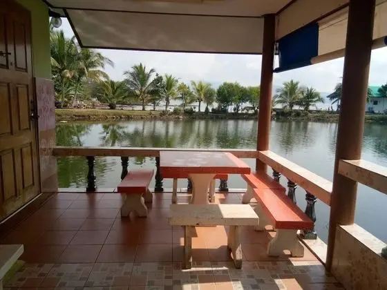 Ocean Front Family Room