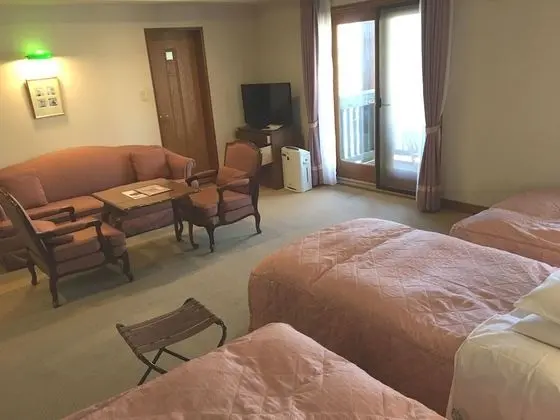 Deluxe Üç Kişilik Oda, Sigara İçilmez