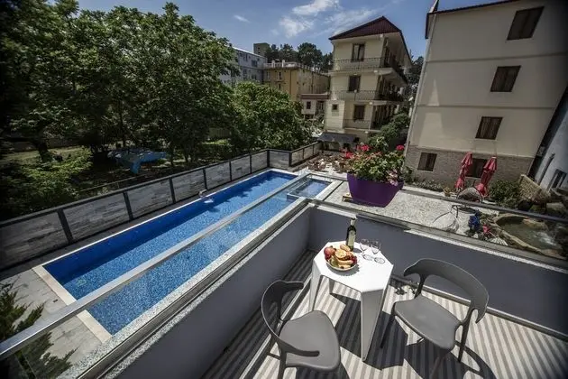 Dört Kişilik Oda