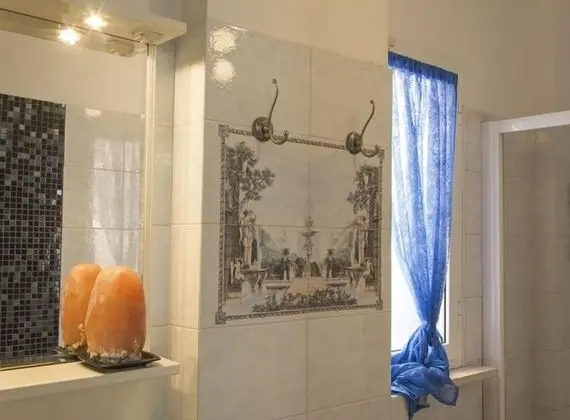 Tek Büyük Yataklı Oda, Balkon