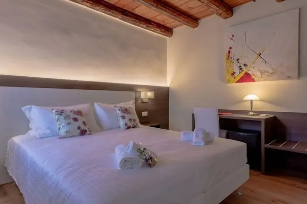 Standard Tek Büyük veya İki Ayrı Yataklı Oda