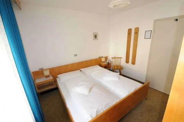 Basic Tek Büyük Yataklı Oda