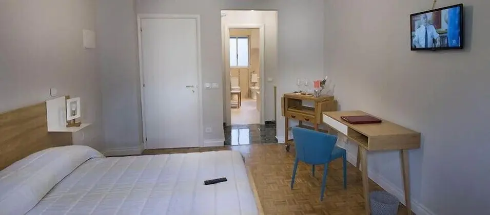 Junior Süit, Balkon