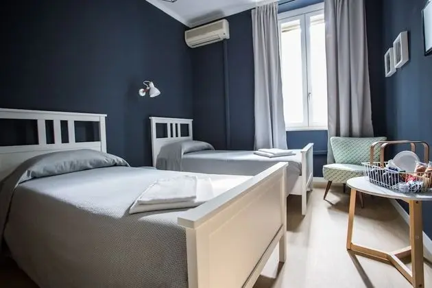 Basic İki Ayrı Yataklı Oda, Ortak Banyo