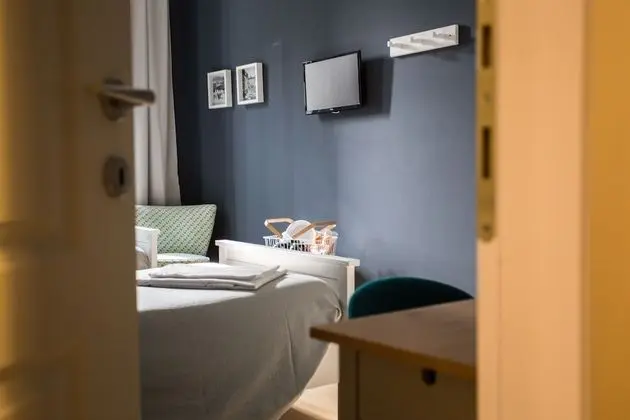 Basic İki Ayrı Yataklı Oda, Ortak Banyo