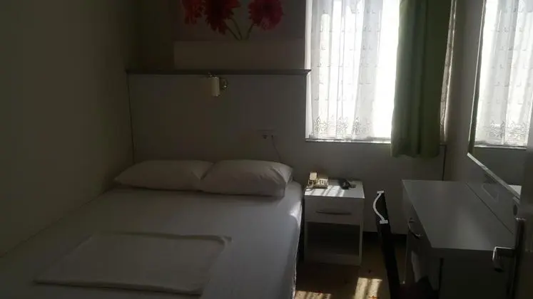 Çift Kişilik, Manzarasız