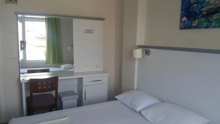Triple, Kısmi Deniz Manzaralı