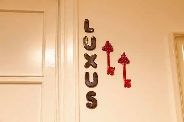 Tek Büyük Yataklı Oda, Banyolu/Duşlu