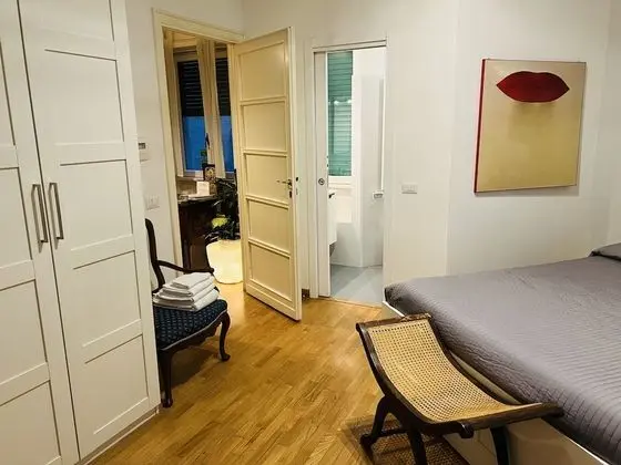 Tek Büyük Yataklı Oda, Banyolu/Duşlu