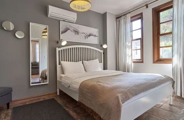 Exclusive Apartment, 1 Bedroom, Kitchen, Garden View