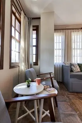 Exclusive Apartment, 1 Bedroom, Kitchen, Garden View
