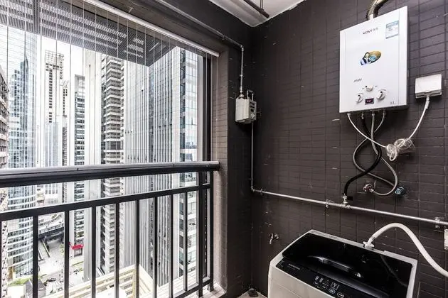 Business Tek Büyük Yataklı Oda