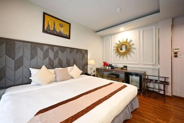 Deluxe Tek Büyük Yataklı Oda (Deluxe Double with Window)