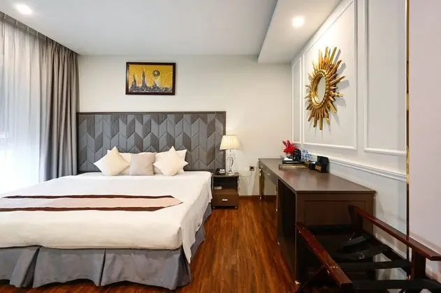 Deluxe Tek Büyük Yataklı Oda (Deluxe Double with Window)