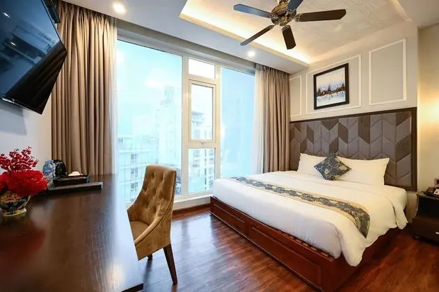Premium Tek Büyük Yataklı Oda, Şehir Manzaralı (Premium)