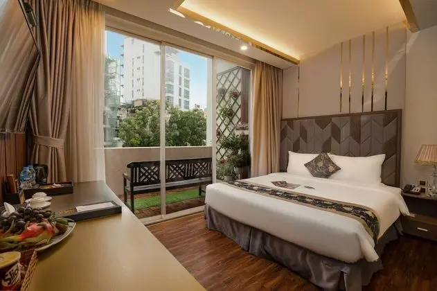Premium Tek Büyük Yataklı Oda, Şehir Manzaralı (Premium)