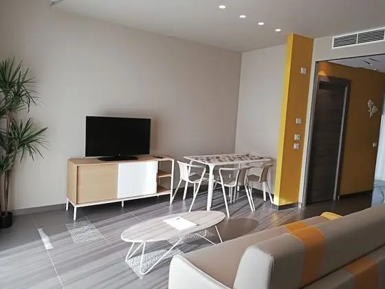 Deluxe Apart Daire