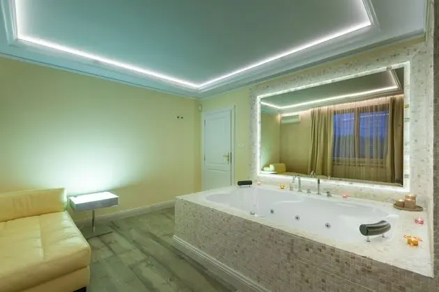 Deluxe Süit, 2 Yatak Odası, Sıcak Su Havuzu, Dağ Manzaralı