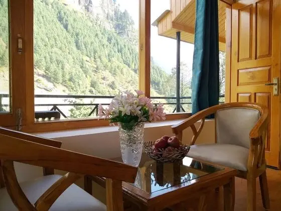 Premium Tek Büyük Yataklı Oda, 1 En Büyük (King) Boy Yatak, Balkon, Dağ Manzaralı