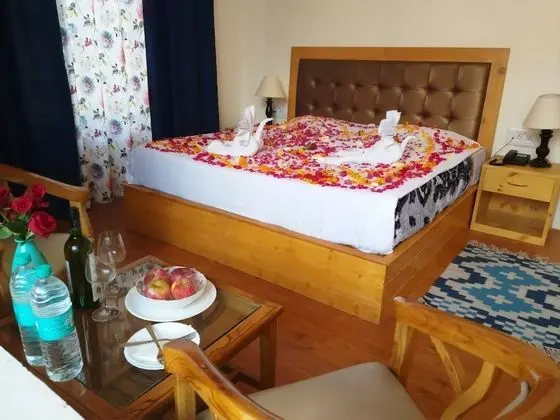 Premium Tek Büyük Yataklı Oda, 1 En Büyük (King) Boy Yatak, Balkon, Dağ Manzaralı
