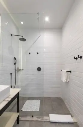 Deluxe Oda, 2 Büyük (Queen) Boy Yatak, Sigara İçilmez