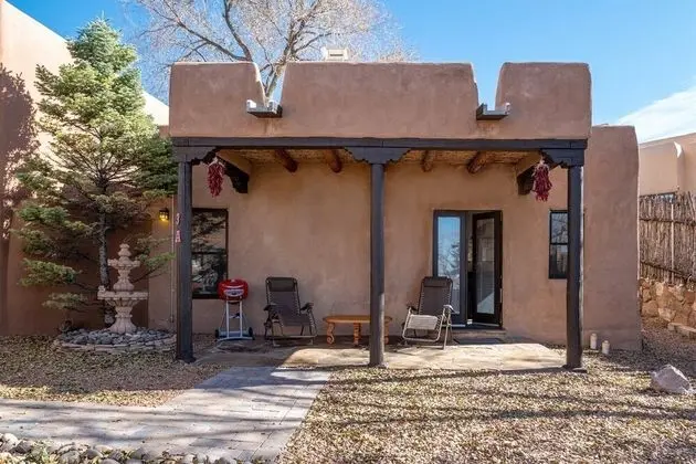 Ev (Cielito - Two Kiva Fireplaces Walk to)