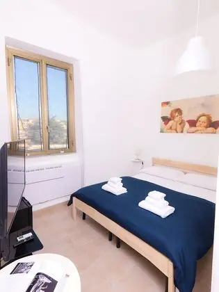 Basic Tek Büyük Yataklı Oda