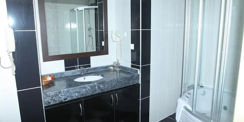 Deluxe Junior Suite