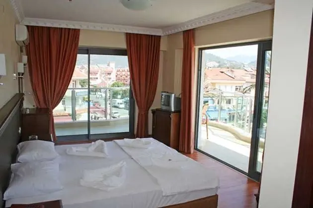 Standart Aile Odası