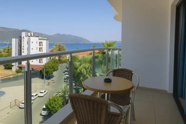 Standart Oda, Şehir Manzaralı