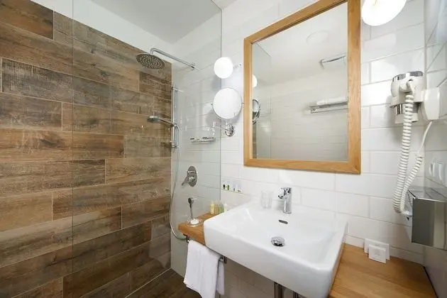 Superior Tek Büyük Yataklı Oda, Balkon, Golf Manzaralı (1st floor)