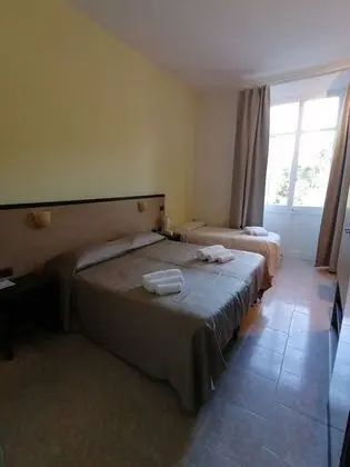 Üç Kişilik Oda, Balkon, Park Manzaralı