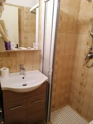 Üç Kişilik Oda, Balkon, Park Manzaralı