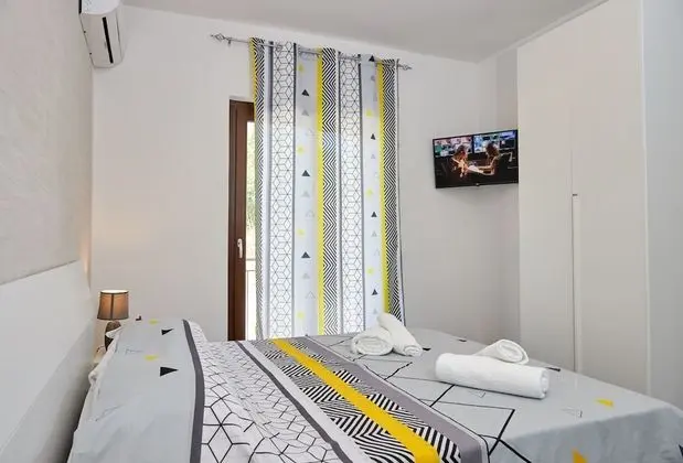Design Tek Büyük Yataklı Oda