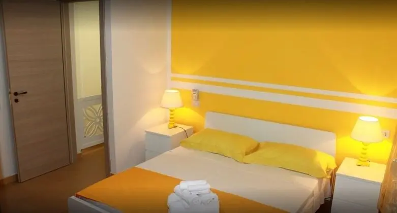 Tek Büyük Yataklı Oda, Teras, Deniz Manzaralı