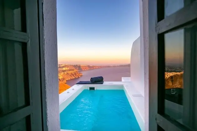 Junior Süit (Outdoor Hot Tub - Caldera View)