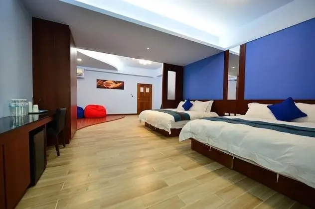 Deluxe Dört Kişilik Oda, 1 Yatak Odası