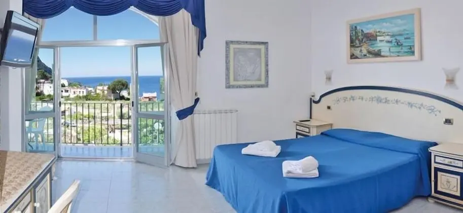 Superior Tek Büyük Yataklı Oda, Balkon, Deniz Manzaralı