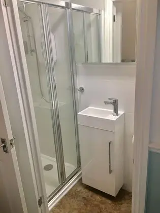 Tek Büyük Yataklı Oda (Compact)