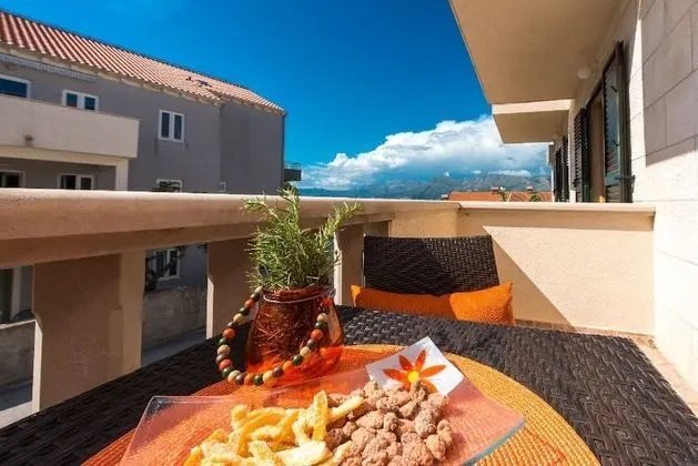 Apart Daire, 1 Yatak Odası, Balkon, Deniz Manzaralı